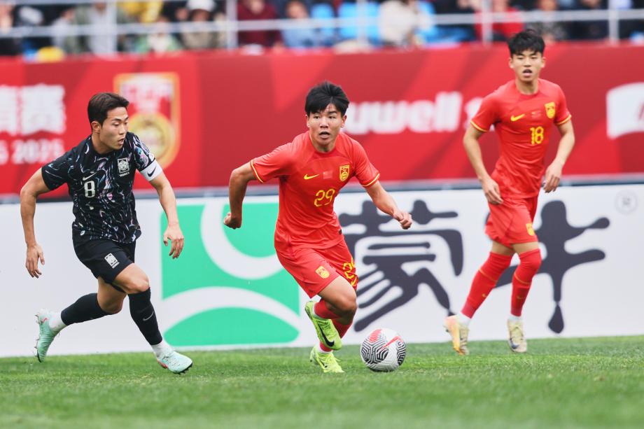 [图]国外足球邀请赛：U22国足1-0绝杀韩国U22